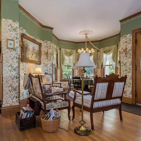 Kingsley House Bed & Breakfast - Full Home Fennville Luaran gambar