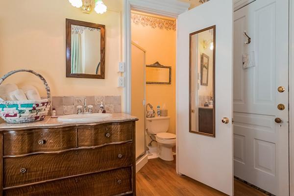 Kingsley House Bed & Breakfast - Full Home Fennville Luaran gambar