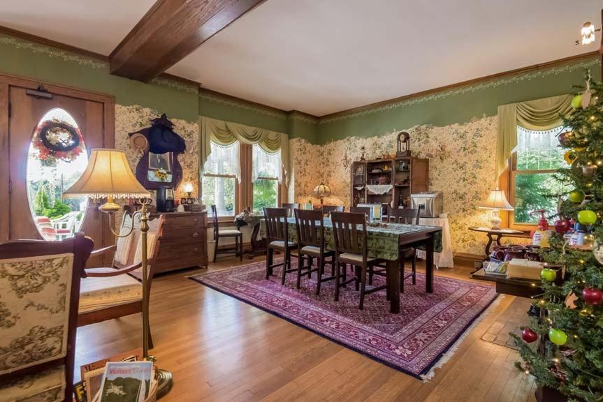 Kingsley House Bed & Breakfast - Full Home Fennville Luaran gambar